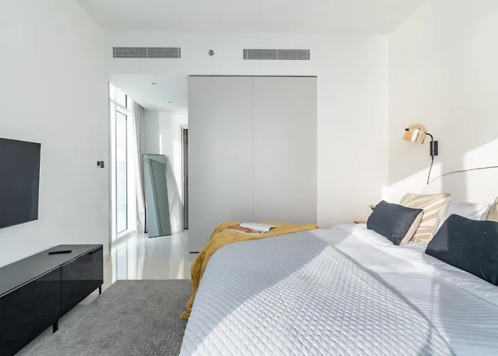 The Smart Concierge - Sunrise Bay